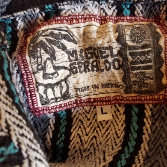 Like new! Beach pullover hoodie L - Picture 5 of 5